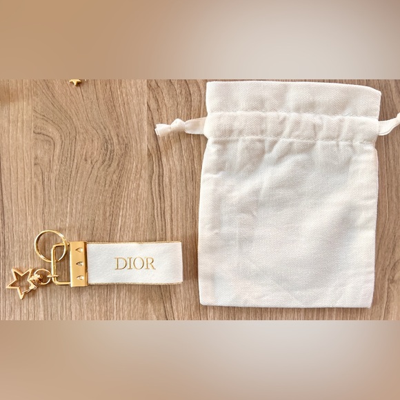 Dior Keychain Dustbag Holiday 2024 Ribbon Gold White Star Moon Bag Charm Keyfob - Picture 2 of 3